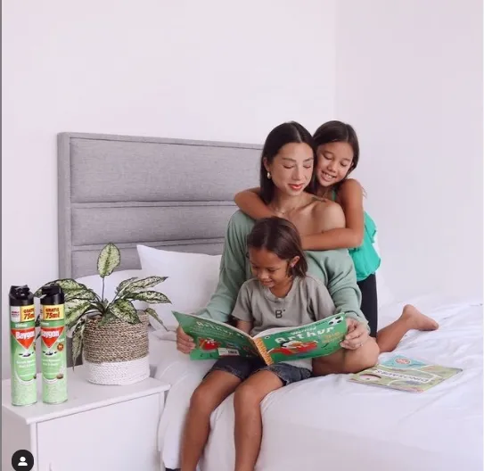 Salut, Ini Cara Asuh Jennifer Bachdim yang Membatasi Gadget untuk Anak-anaknya! 8