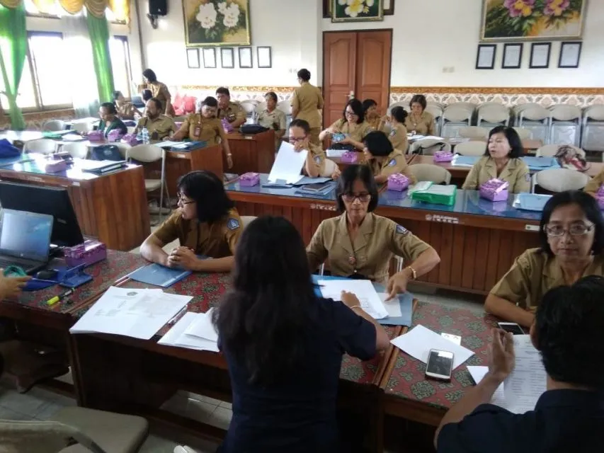 Menilik Kasus Anak Nia Daniaty, ini 5 Hal yang Bikin Banyak Orang Kebelet Jadi PNS 10