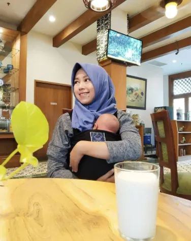 Sepak Terjang Andhika Lady Sebagai MUA dan Seorang Ibu. Semangatnya Patut Ditiru! 5