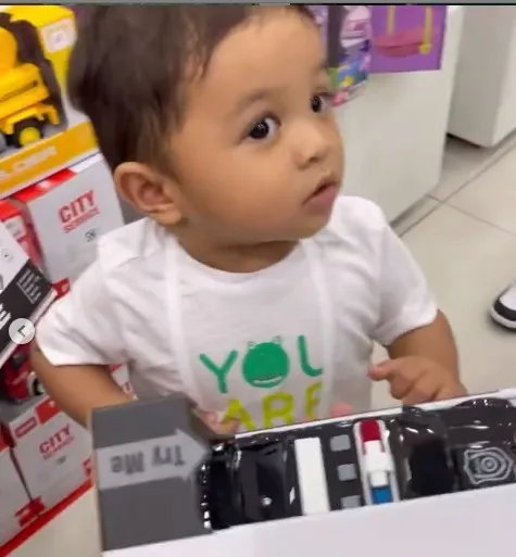 Arief Muhammad Terapkan Aturan Soal Belikan Mainan Untuk Anaknya. Sebulan Cuma Boleh Beli 1 Mainan 3