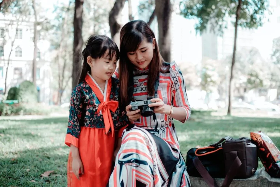 5 Tanda Kalau Ibu dan Ayah Telah Membesarkan Anak yang Manja. Pahami, Yuk! 9