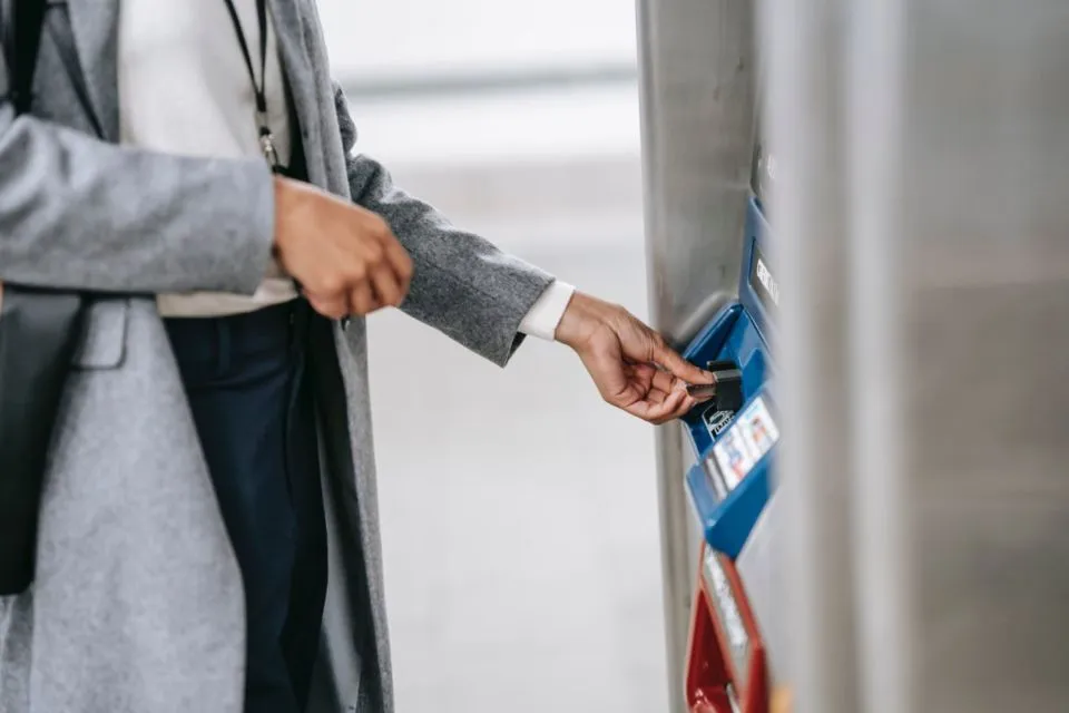 4 Alasan Mengapa Suami Jangan Membiarkan Istrinya Terlalu Mandiri. Penting untuk Dipahami! 8