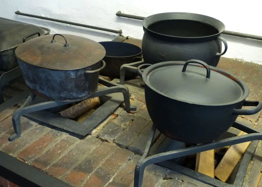 Sederet Alasan Kenapa Konsep Dapur Outdoor Belum Familier di Indonesia. Banyakan Seremnya~ 10
