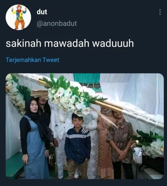 Kumpulan Momen Tak Terduga Saat Prosesi Pernikahan, Bukannya Terharu Malah Bikin Ngakak! 9