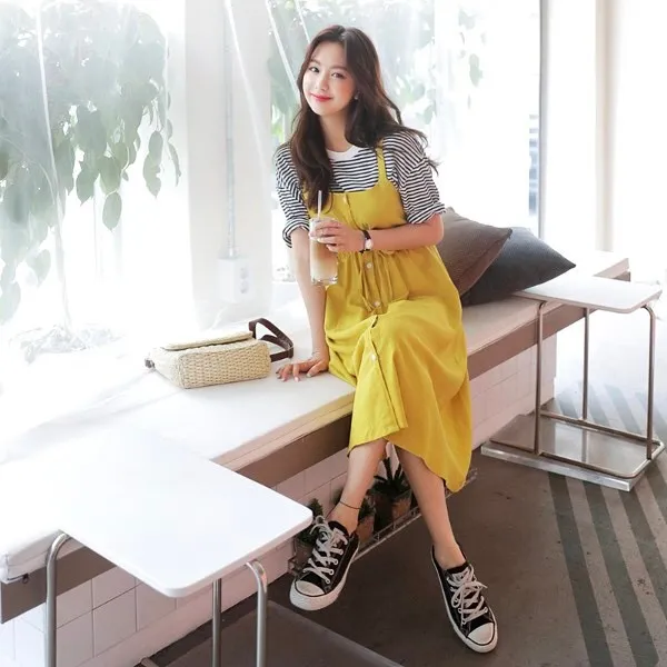 9 Ide Padu Padan Busana Layering ala Cewek Korea. Kamu yang Berhijab, Bisa Coba Juga~ 14