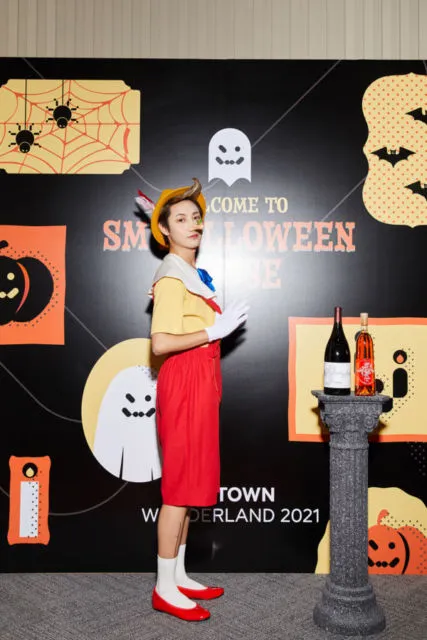 Parade 15 Kostum Artis SM Entertainment di Acara Halloween SM Wonderland 2021. Totalitas! 24