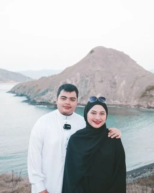 Ameer Azzikra Meninggal Dunia, Dimakamkan Bersebelahan dengan Alm. Arifin Ilham 2