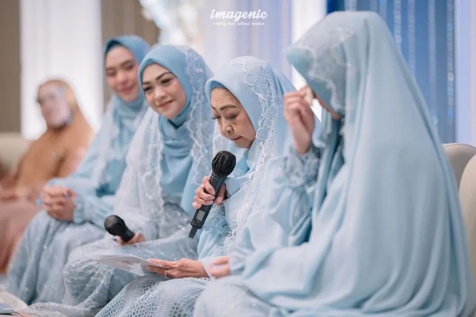 Pengajian Jelang Pernikahan Berlangsung Haru, Ria Ricis Ungkap Peran Besar Oki Setiana Dewi 3