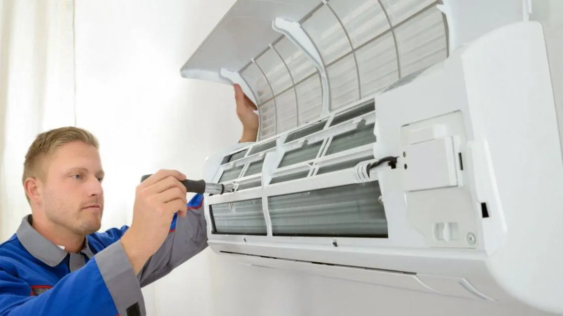 6 Cara Membersihkan AC Sendiri, Tak Perlu Panggil Servis 9