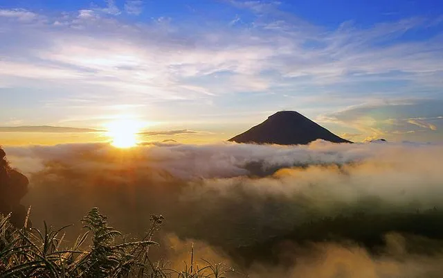 Panduan Lengkap Wisata ke Dieng 2 Hari 1 Malam, Budget 300 Ribuan Udah All in. Cocok Buat Weekend! 10