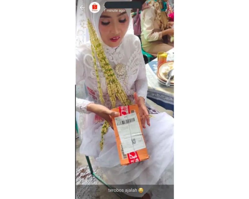 Lika-liku Perjalanan Kurir Paket Sampai ke Tujuan, Lewati Momen Kocak Hingga Menyedihkan 15