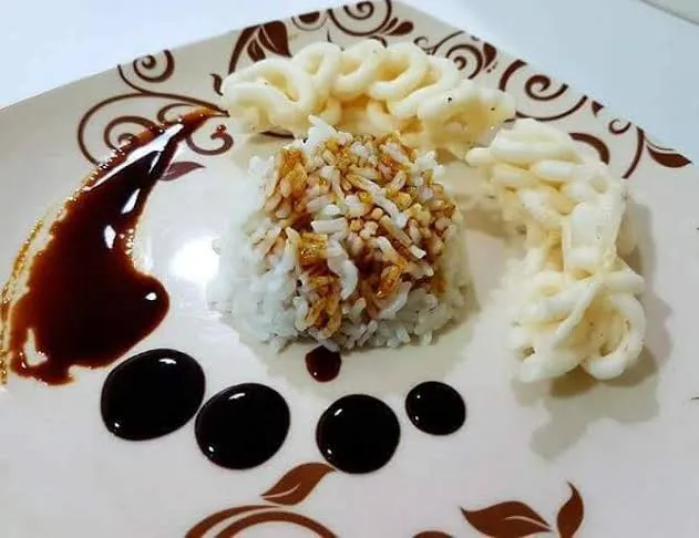 10 Foto Kreatifitas Plating Makanan Low Budget, Tetap Gengsi Meski Duit Lagi Tipis~ 11
