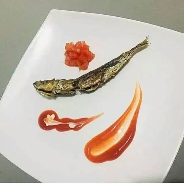 10 Foto Kreatifitas Plating Makanan Low Budget, Tetap Gengsi Meski Duit Lagi Tipis~ 13