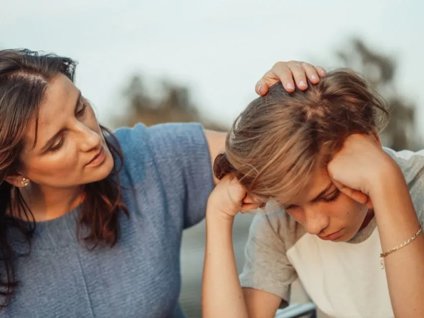 4 Penyebab Anak Tumbuh Menjadi Pribadi yang Suka Melawan Orang Tua. Wah! 7
