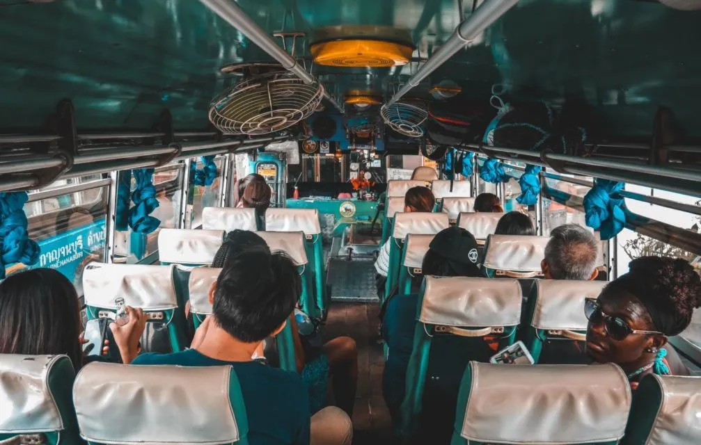 3 Momen ini Bakal Bikin Kamu Mikir Lebih Baik Pakai Guide Saat Berwisata 4