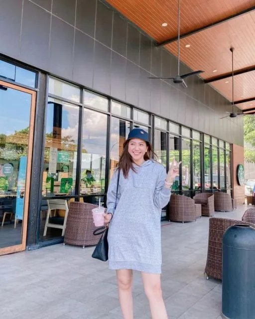9 Ide Padu Padan Baju Shania Junianatha, Eks JKT48 12
