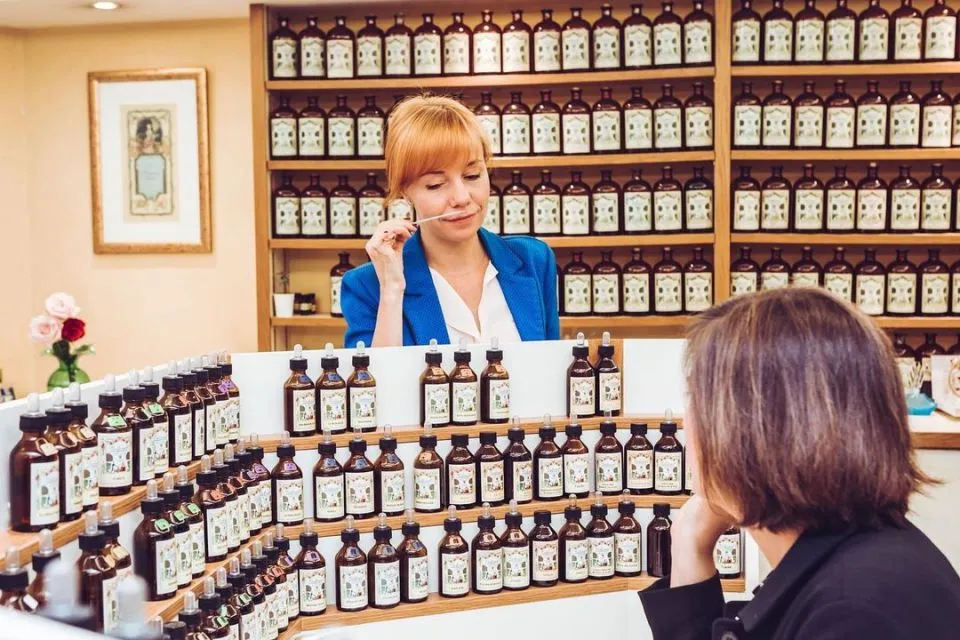 5 Galeri Parfum Tempat Kita Bisa Meracik Wangi Otentik Sesuai Selera 8