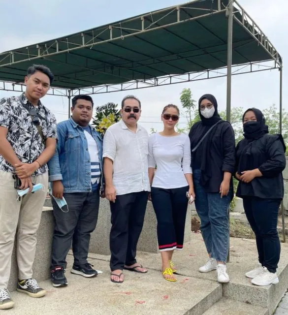 Inul Ungkap Toleransi Beragama di Keluarga, Selalu Ingat Pesan yang Diajarkan Ibu Mertua 2