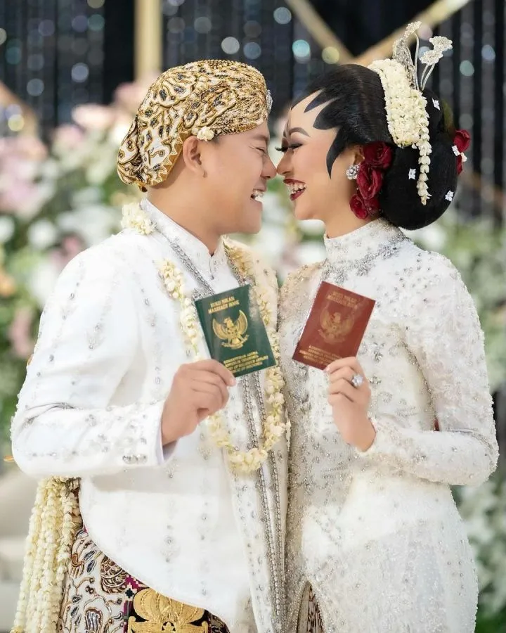 Artis yang Menikah di Tanggal Cantik; Biar Makin Jadi Momen Tak Terlupakan 16