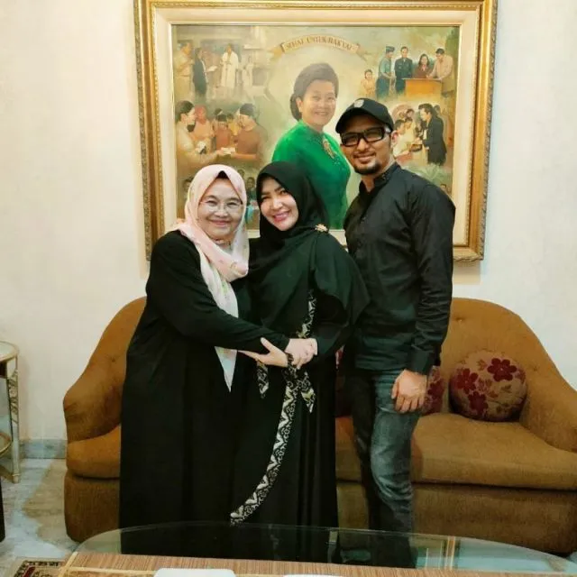 Roro Fitria Menikah dengan Andri Irwan, di Hari Ulang Tahun 4