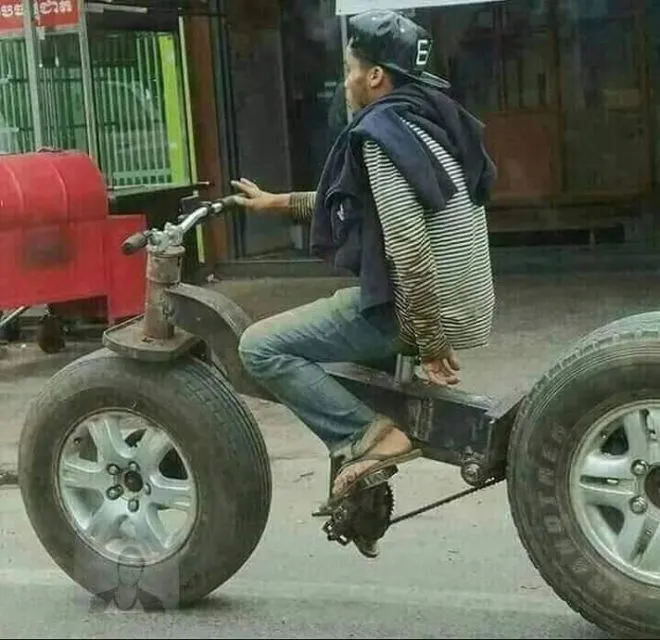 Saking Kreatifnya, Penampakan Modifikasi Sepeda Motor ini Malah Bikin Gagal Paham 16