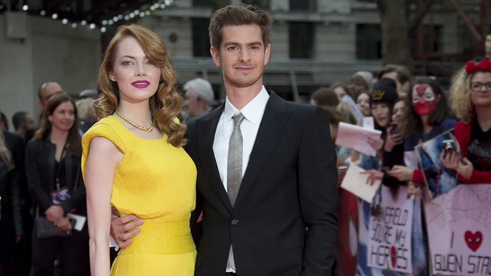 Artis Hollywood yang Terlibat Cinta Lokasi, Ada yang Sampai Menikah 15