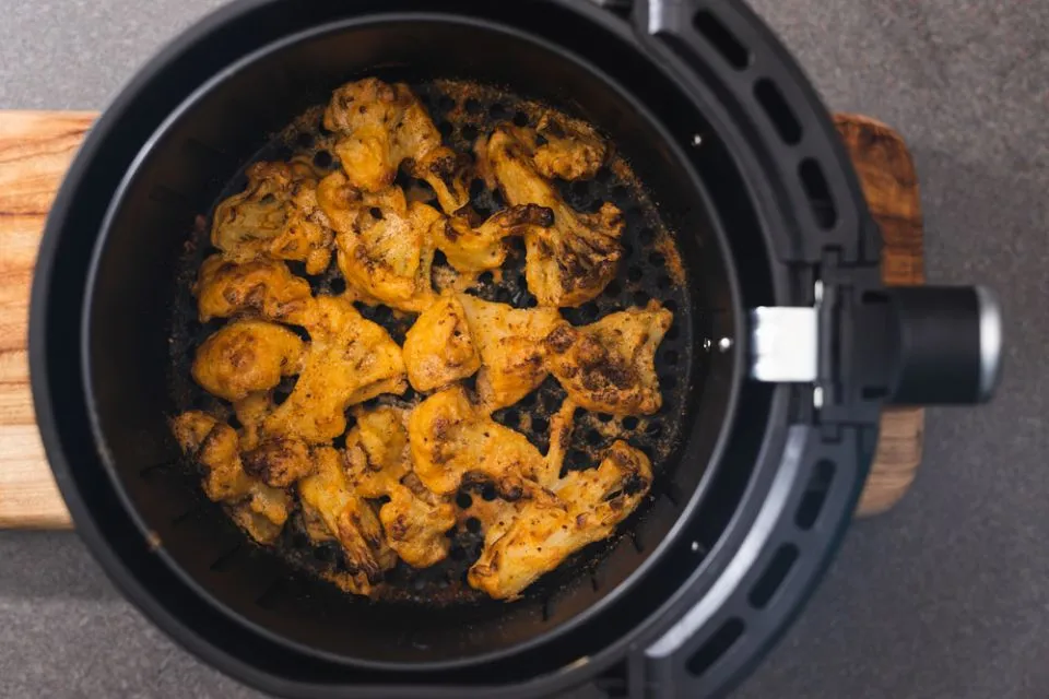 Risiko di Balik Penggunaan Air Fryer yang Diklaim Lebih Sehat. Padahal~ 10 Air fryer