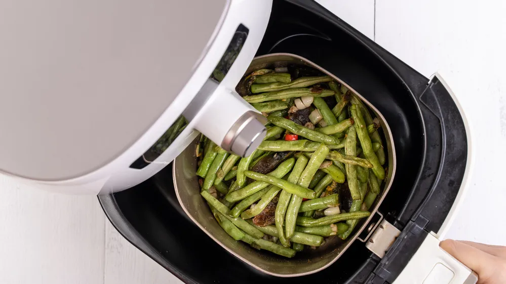 Risiko di Balik Penggunaan Air Fryer yang Diklaim Lebih Sehat. Padahal~ 6 Air fryer