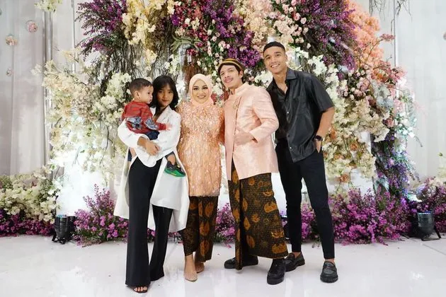 Momen 7 Bulanan Aurel Hermansyah yang Penuh Kebahagiaan 9
