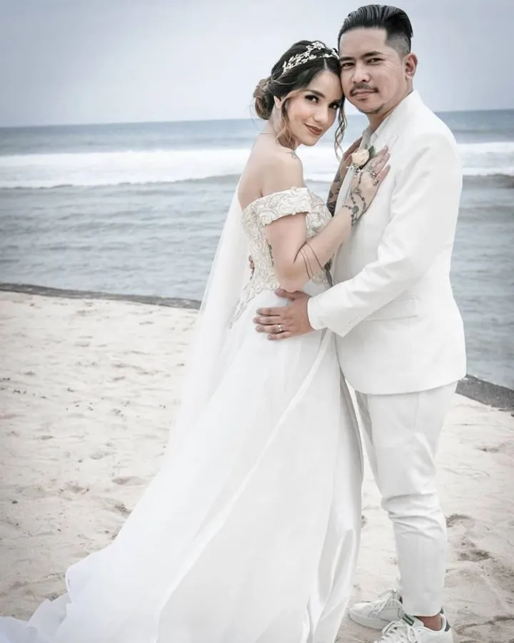 Artis yang Menikah di Tanggal Cantik; Biar Makin Jadi Momen Tak Terlupakan 17
