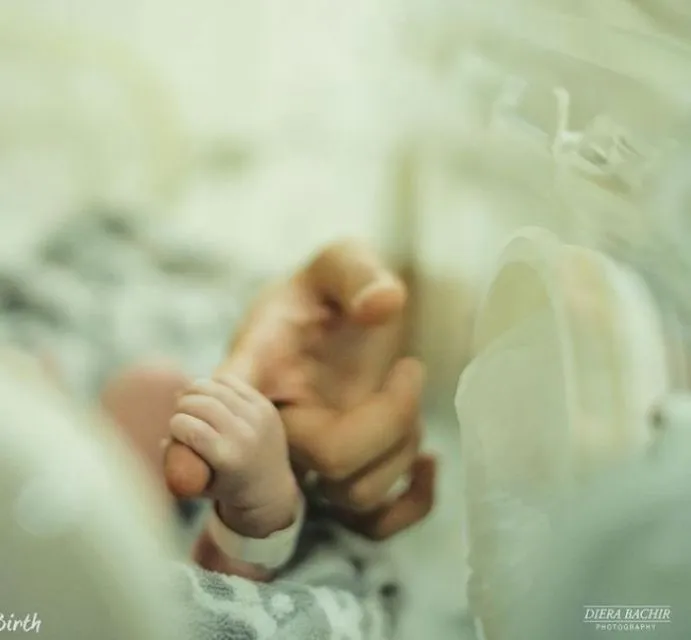 Artis yang Dikaruniai Anak Pertama di Tahun 2021; Bikin Publik Ikut Bahagia 26
