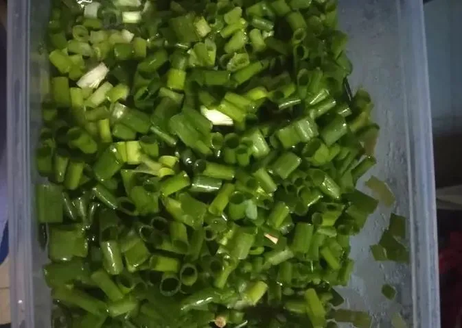 6 Cara Menyimpan Daun Bawang Agar Awet 12 Cara menyimpan daun bawang