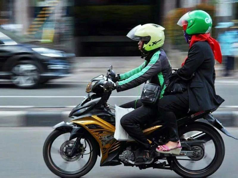 Momen Absurd yang Sering Terjadi Antara Pengemudi Ojek Online dan Penumpang. Hening Seketika~ 5