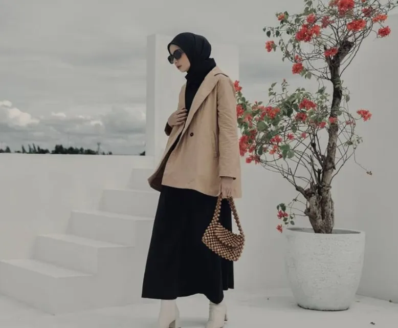 7 Rekomendasi Busana Hijab Buat Ketemu Calon Mertua 12