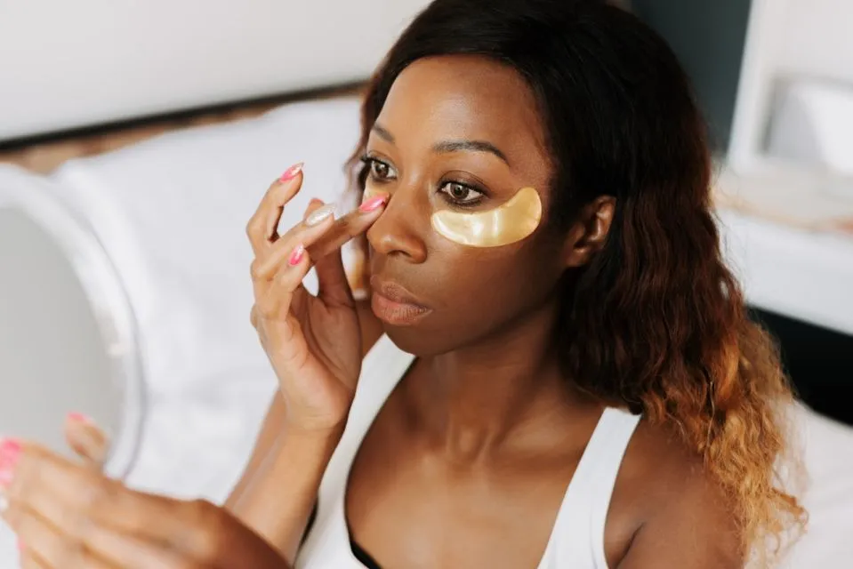 5 Cara Memakai Eye Cream Agar Bekerja Maksimal 7