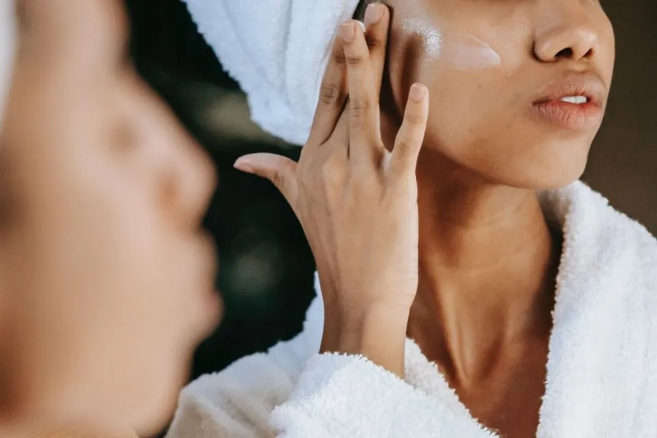 6 Tren Skincare yang Diprediksi Bakal Populer di Tahun 2022 11 Tren skincare 2022