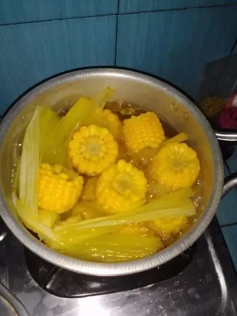 6 Cara Merebus Jagung Manis biar Empuk 9 Cara merebus jagung