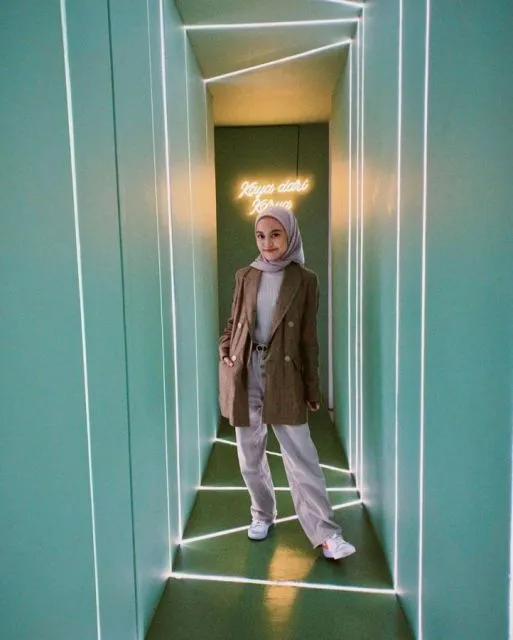9 Ide Padu Padan Busana untuk Tubuh Mungil ala Tsana 10