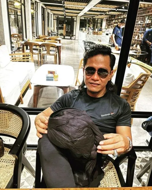 Dorce Tanggapi Komentar Ustaz Soal Keinginannya Dimakamkan sebagai Perempuan 4 Gus Miftah