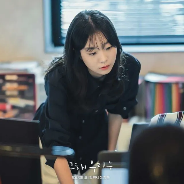 9 Ide Gaya Fesyen Kasual ala Kim Da Mi di Drama Our Beloved Summer 12 gaya Kim Da Mi