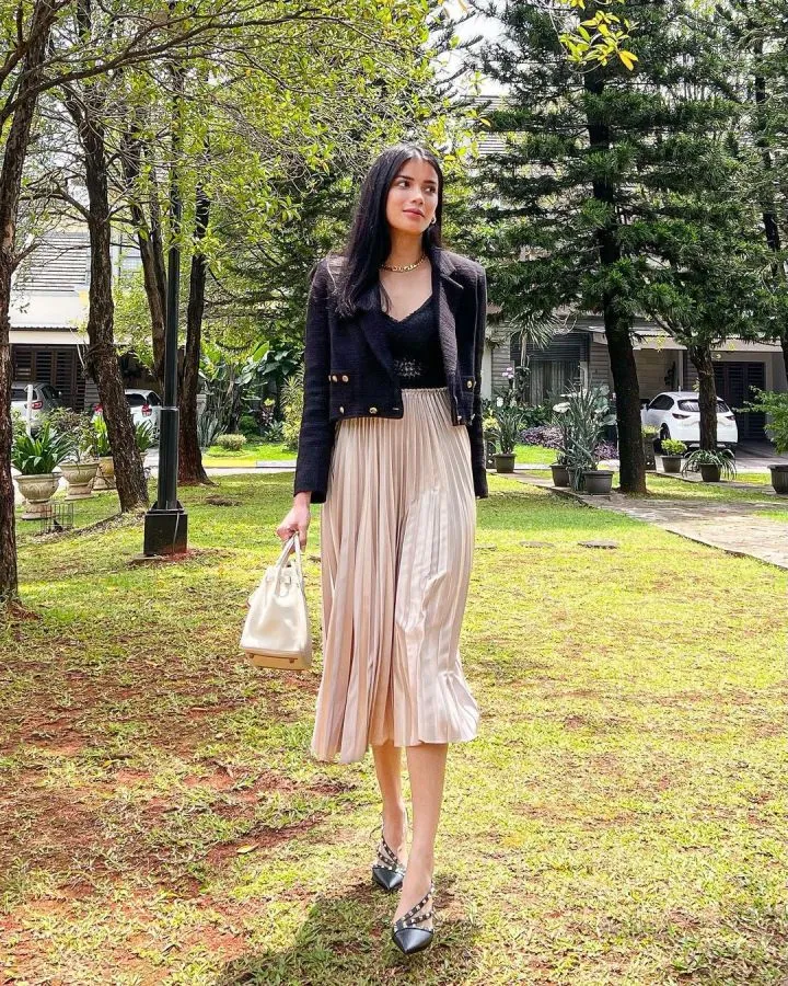 Alasan Sabrina Jarang Ungkap Keromantisan dengan Deddy: Komentar Haters 4