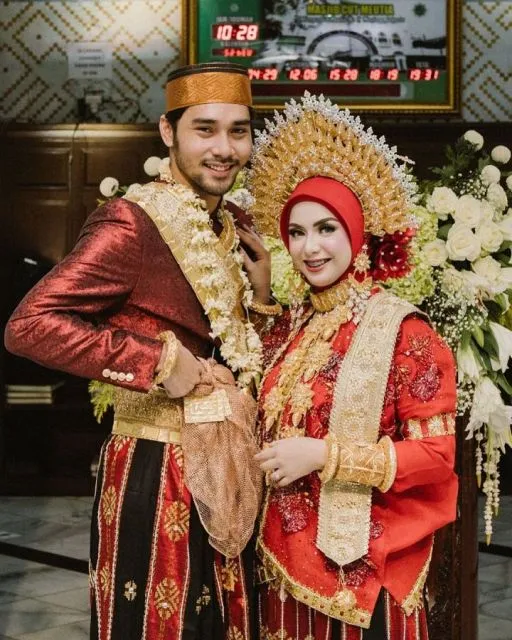 Achmad Megantara Resmi Menikahi Asri Faradila, Dilamar Sejak Kelas 1 SMA 4 Pernikahan Megan dan Dila