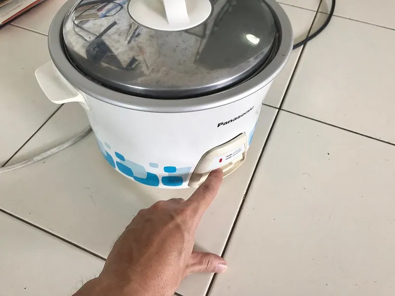 Cara Menggunakan Rice Cooker agar Awet & Tak Cepat Rusak 11 cara menggunakan rice cooker