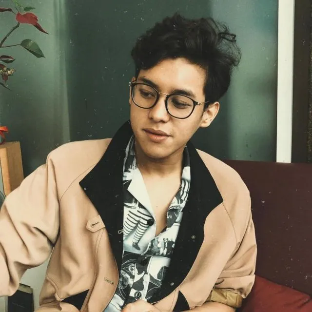 Perjalanan Karier Ardhito Pramono, dari Menulis Lagu Sampai Bintangi Film 10