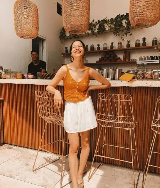 9 Ide Fashion ala Putri Marino yang Simpel 14