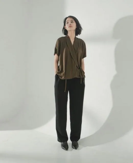 8 Foto Gaya Menawan Jeanneta Sanfadelia, Istri Ardhito Pramono 11 Gaya Jeanneta Sanfadelia