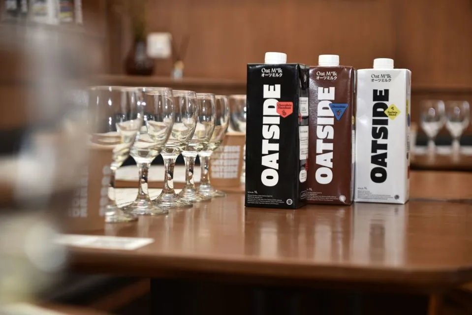 OATSIDE Diluncurkan Sebagai Produk Susu Plant-Based Pertama di Asia 6 Susu oat OATSIDE