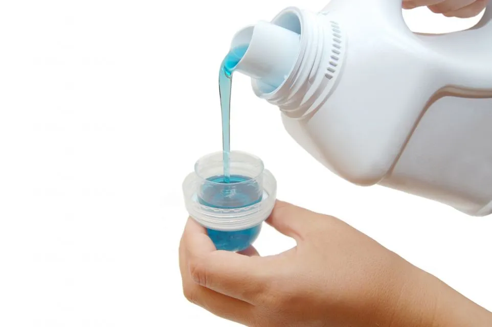 5 Cara Menghilangkan Noda Slime di Baju Anak. Aman untuk Semua Jenis Kain 9 Cara menghilangkan noda slime di baju