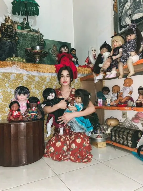 Tren Boneka Arwah di Kalangan Artis: Ternyata Nggak Hanya Ivan Gunawan yang Punya 8