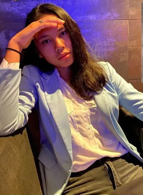 Gaya Shalika Aurelia, Pesebak Bola Putri Indonesia yang Masuk Klub Eropa 13 Gaya Shalika Aurelia